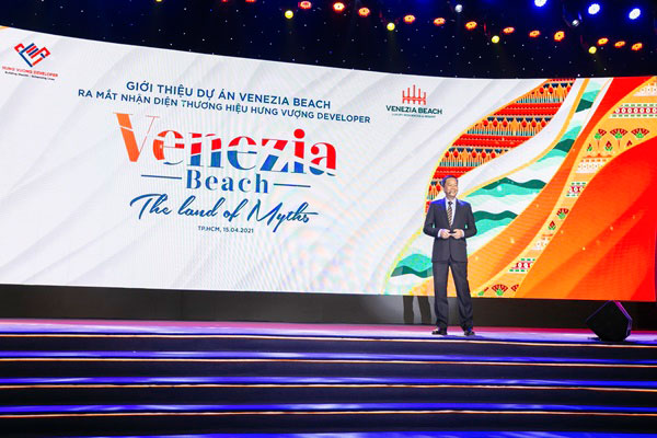 Le Chi Hung – CEO of Hung Vuong Developer JSC presented in the opening of the Venezia Beach Binh Chau project on April 15, 2021