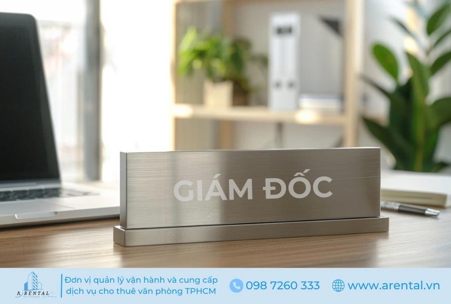 Bảng hiệu chức danh để bàn.