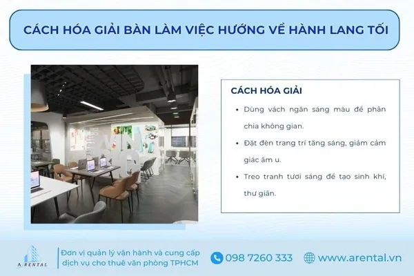 Cách hóa giải bàn làm việc hướng về hành lang tối.