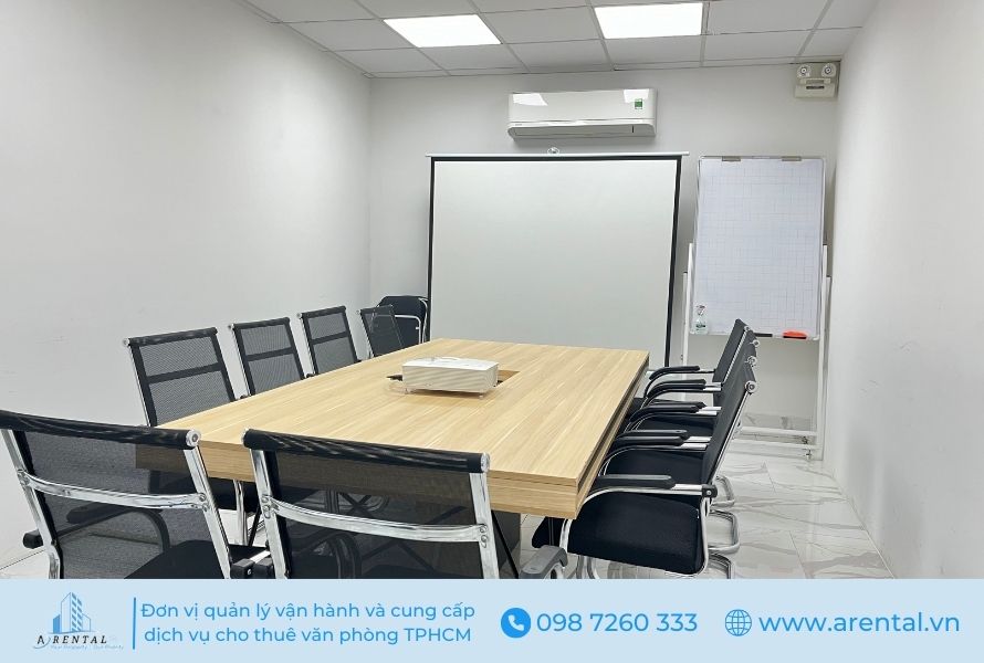 Phòng họp hiện đại hỗ trợ không gian cho doanh nghiệp đón tiếp khách hàng, đối tác.