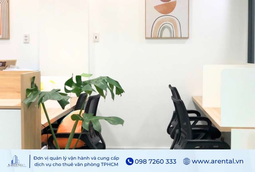 Tận hưởng môi trường làm việc hiệu quả khi chọn dịch vụ cho thuê văn phòng TPHCM.