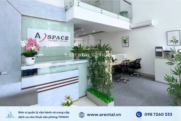 Sảnh tòa nhà tại chi nhánh Quận 7 để gặp gỡ khách hàng và đối tác. Khu vực sảnh lễ tân thiết kế hiện đại tại văn phòng trọn gói TPHCM.