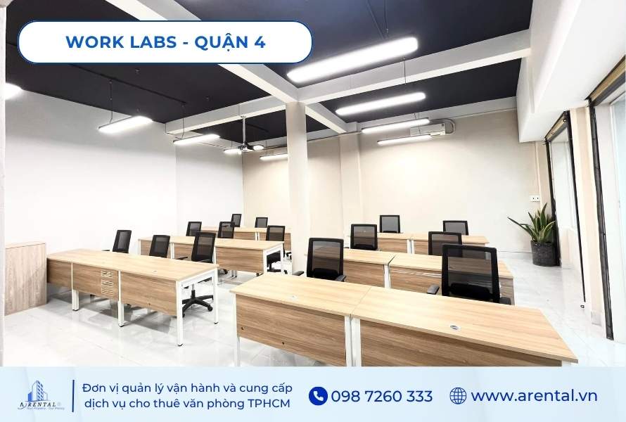 Nội thất văn phòng sang trọng và hiện đại tại coworking space của Work Labs Quận 4