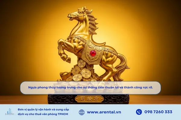 Ngựa phong thủy tượng trưng cho sự thăng tiến thuận lợi và thành công rực rỡ.