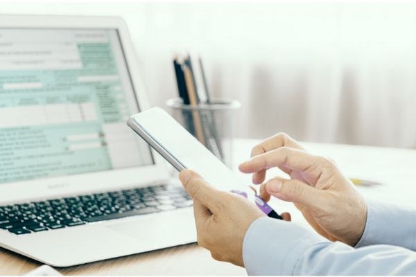 Thuế thu nhập bất thường là gì? Tìm hiểu chi tiết 5 nhóm thu nhập tại Việt Nam