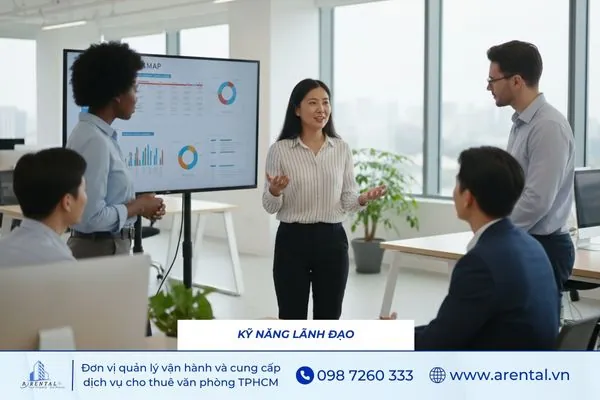 Kỹ năng lãnh đạo và thuyết phục khi trao đổi công việc.