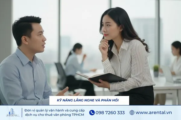 Kỹ năng lắng nghe và phản hồi giúp thuyết trình tương tác hiệu quả hơn.