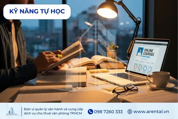 Kỹ năng tự học là một trong các kỹ năng cần thiết trong công việc giúp nhân viên phát triển lâu dài.