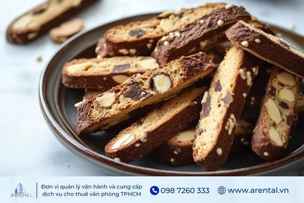 Bánh biscotti hạnh nhân - ăn vặt văn phòng ít ngấy, tiện lợi.