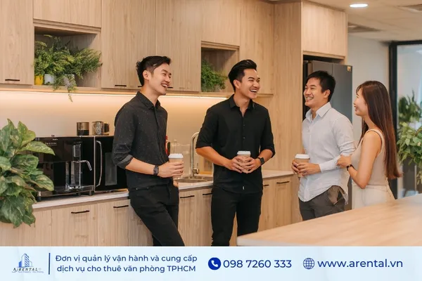 Pantry là không gian lý tưởng để nhân viên giao lưu, kết nối, góp phần xây dựng văn hóa doanh nghiệp tích cực.