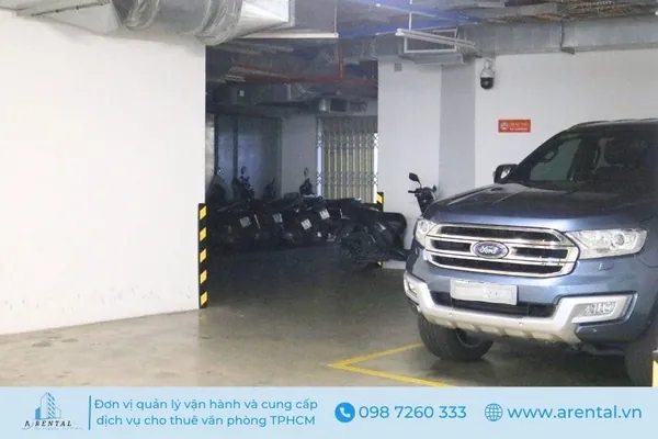 Khu vực bãi giữ xe tại tòa nhà 3 Bees Tower cho thuê phòng họp Quận Phú Nhuận. Khu vực bãi giữ xe tại tòa nhà 3 Bees Tower cho thuê phòng họp Quận Phú Nhuận.
