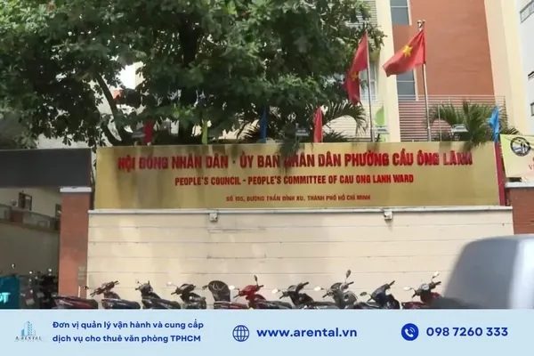 Trụ sở UBND phường Cầu Ông Lãnh.