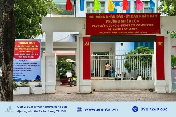 Trụ sở UBND phường Nhiêu Lộc.