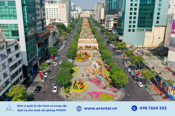 Phố đi bộ Nguyễn Huệ – điểm nhấn văn hóa, du lịch và sự kiện lớn ngay trung tâm phường.