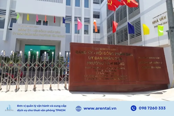 Trụ sở UBND phường Tân Hưng.