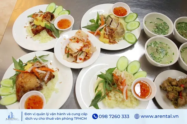 Cơm gà Nha Trang 2 Chị Em chuẩn vị miền Trung.