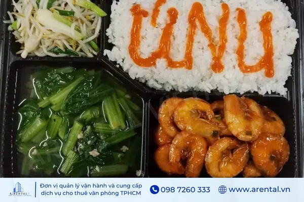 Ú Nu Quán mang đến cơm nhà ngon lành.