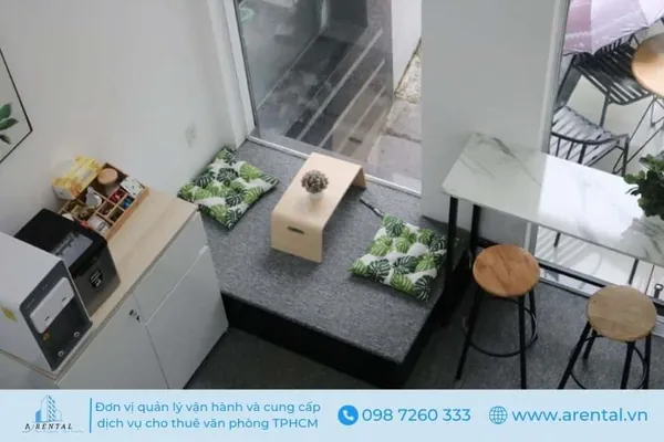 Không gian đón tiếp khách hàng của văn phòng chia sẻ Quận 7 tại Arental Vietnam.