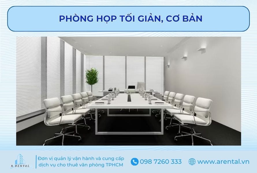 Mẫu phòng họp được thiết kế theo gam màu trắng cùng hệ thống cửa sổ có rèm che.