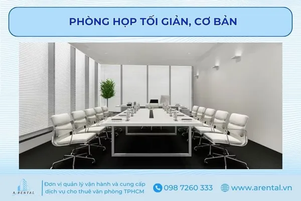 Mẫu phòng họp được thiết kế theo gam màu trắng cùng hệ thống cửa sổ có rèm che.