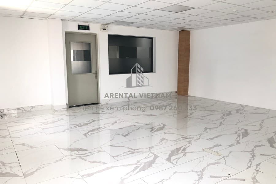 Tổng thể không gian sàn trống diện tích 205m2 cho thuê làm văn phòng của Arental Vietnam tại Quận 2