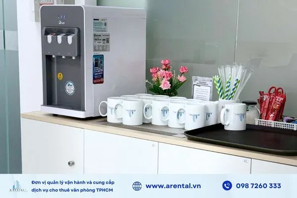 Thiết kế khu vực pantry với diện tích nhỏ gọn, phù hợp với không gian và nhu cầu sử dụng.