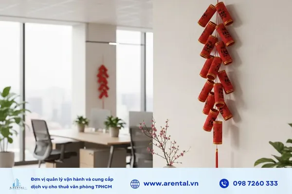 Trang trí Tết văn phòng với pháo giấy.