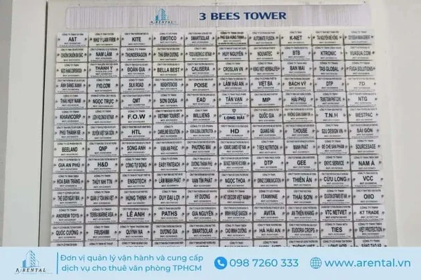 Bảng tên công ty được đặt trước tòa nhà 3 Bees Tower quận Phú Nhuận.
