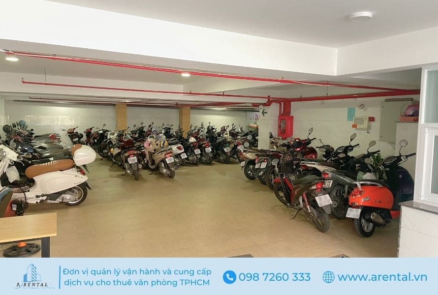 Khu vực để xe thông thoáng tại tòa nhà cho thuê văn phòng chia sẻ Quận 2 - A Space Office.