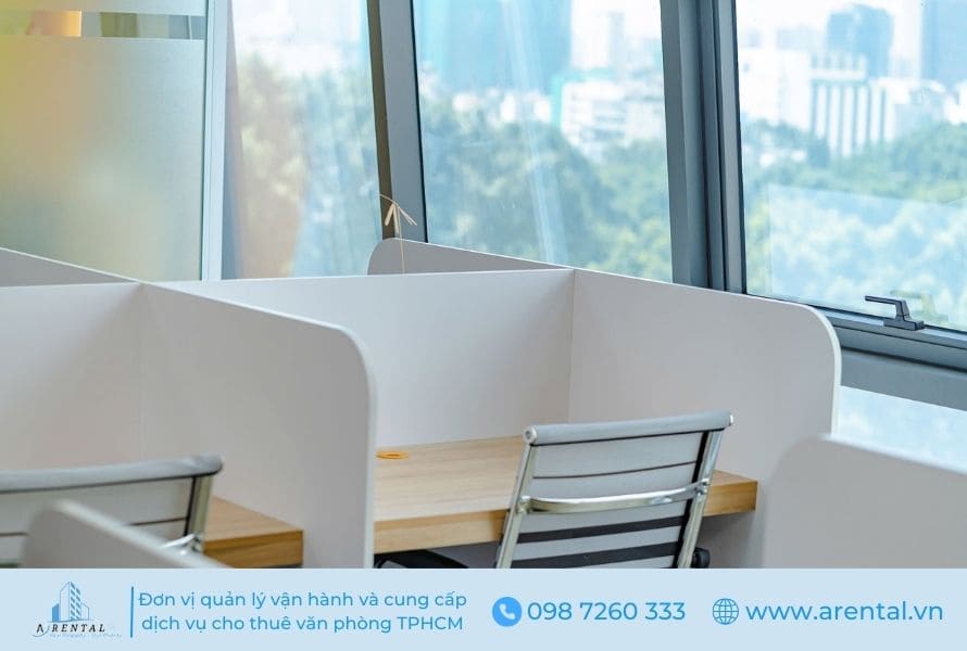 Một vị trí trong khu vực văn phòng chia sẻ Quận 3.
