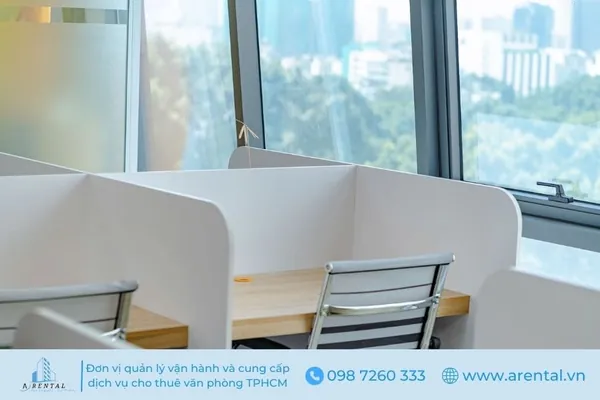 Một vị trí trong khu vực văn phòng chia sẻ Quận 3.