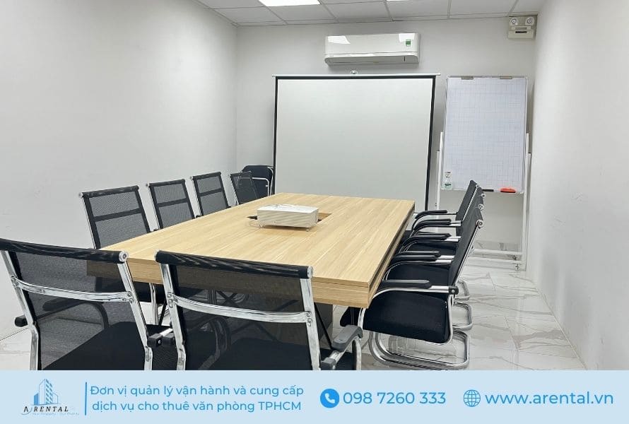 Phòng họp hiện đại - tiện ích nổi bật của coworking space Quận 2 Arental Vietnam.