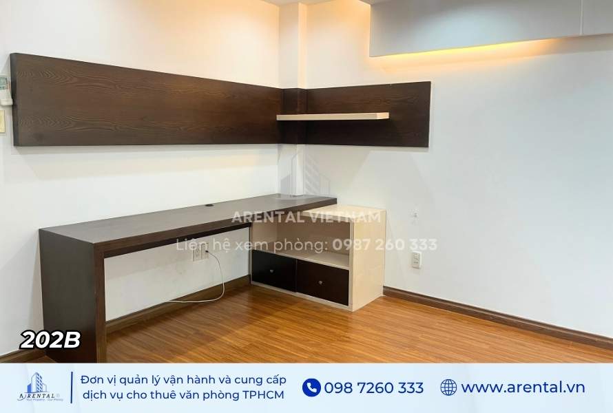 Doanh nghiệp có thể linh hoạt sử dụng nội thất có sẵn để bố trí không gian làm việc cho mình.