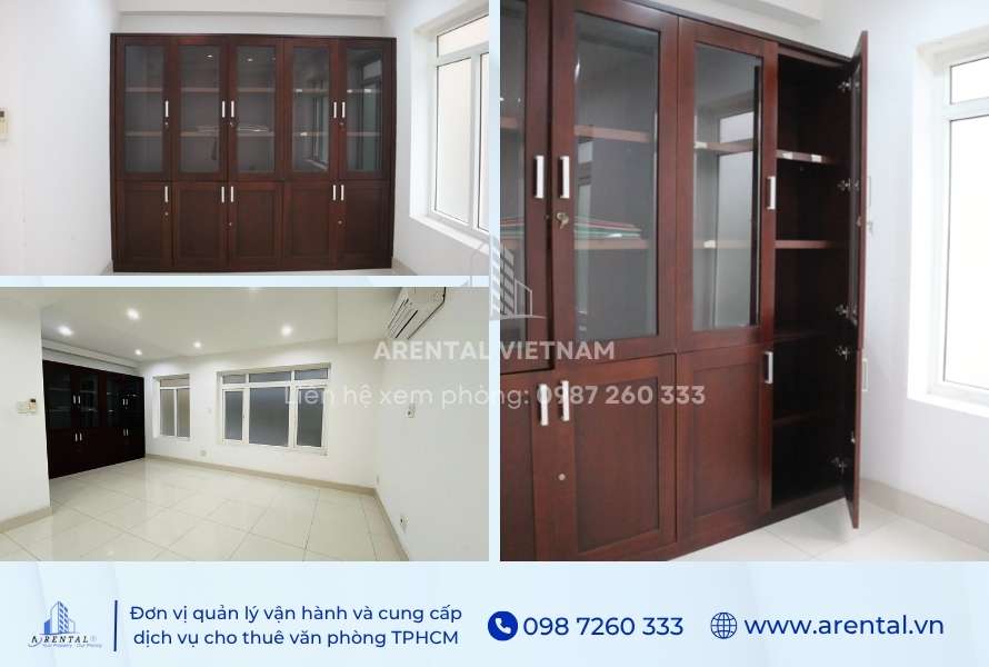 Tủ lưu trữ hồ sơ, tài liệu được thiết kế âm tường tại góc cuối văn phòng cho thuê 45m2 Quận 7.