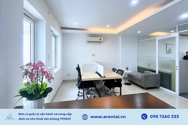 Văn phòng trọn gói sẵn sàng sử dụng, tiết kiệm thời gian setup và tạo môi trường chuyên nghiệp.