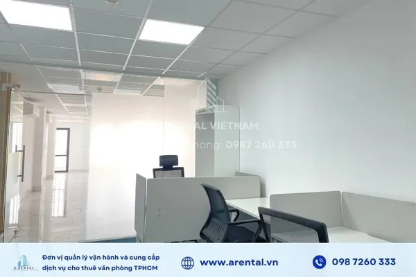 Bàn làm việc cho trưởng bộ phận.