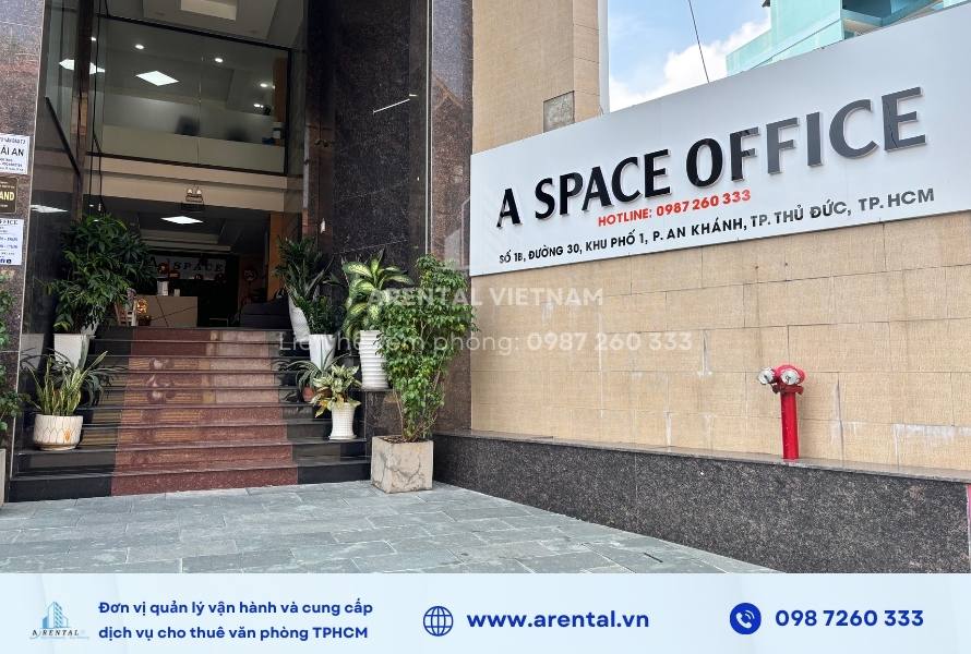 Góc trước tòa nhà A Space Quận 2.