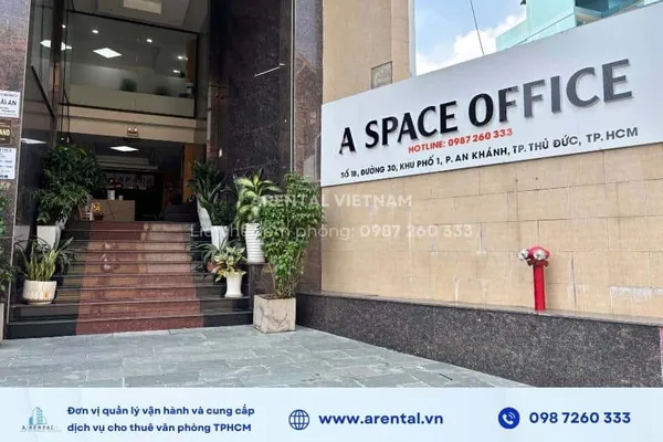 Góc trước tòa nhà A Space Quận 2.