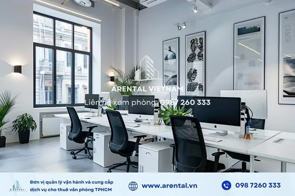 Tone màu trắng chủ đạo của văn phòng trọn gói 150m2 Quận 1 