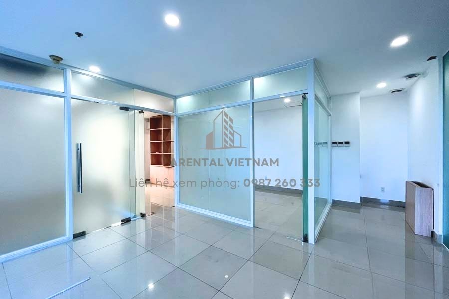 Không gian văn phòng truyền thống 100m2 quận 1.
