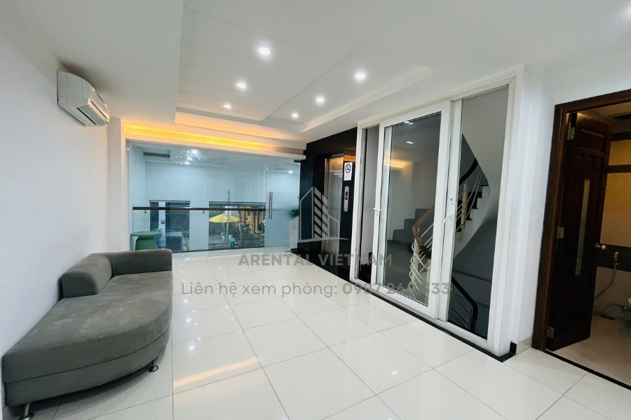Bố trí sofa để đón tiếp khách hàng tại văn phòng.