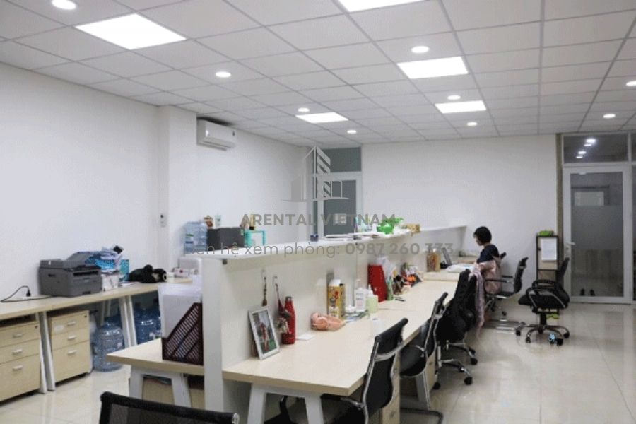 Góc văn phòng truyền thống 50m2 quận Phú Nhuận.